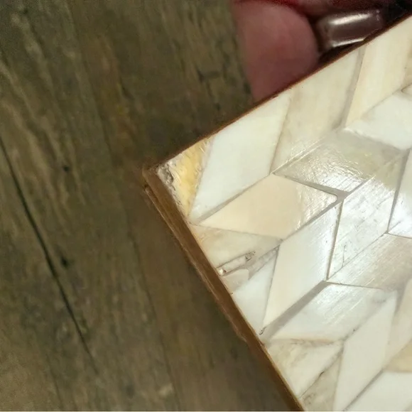 Threshold Chevron Patterned Frame - Neutral Aesthetic - Picture 4 of 4